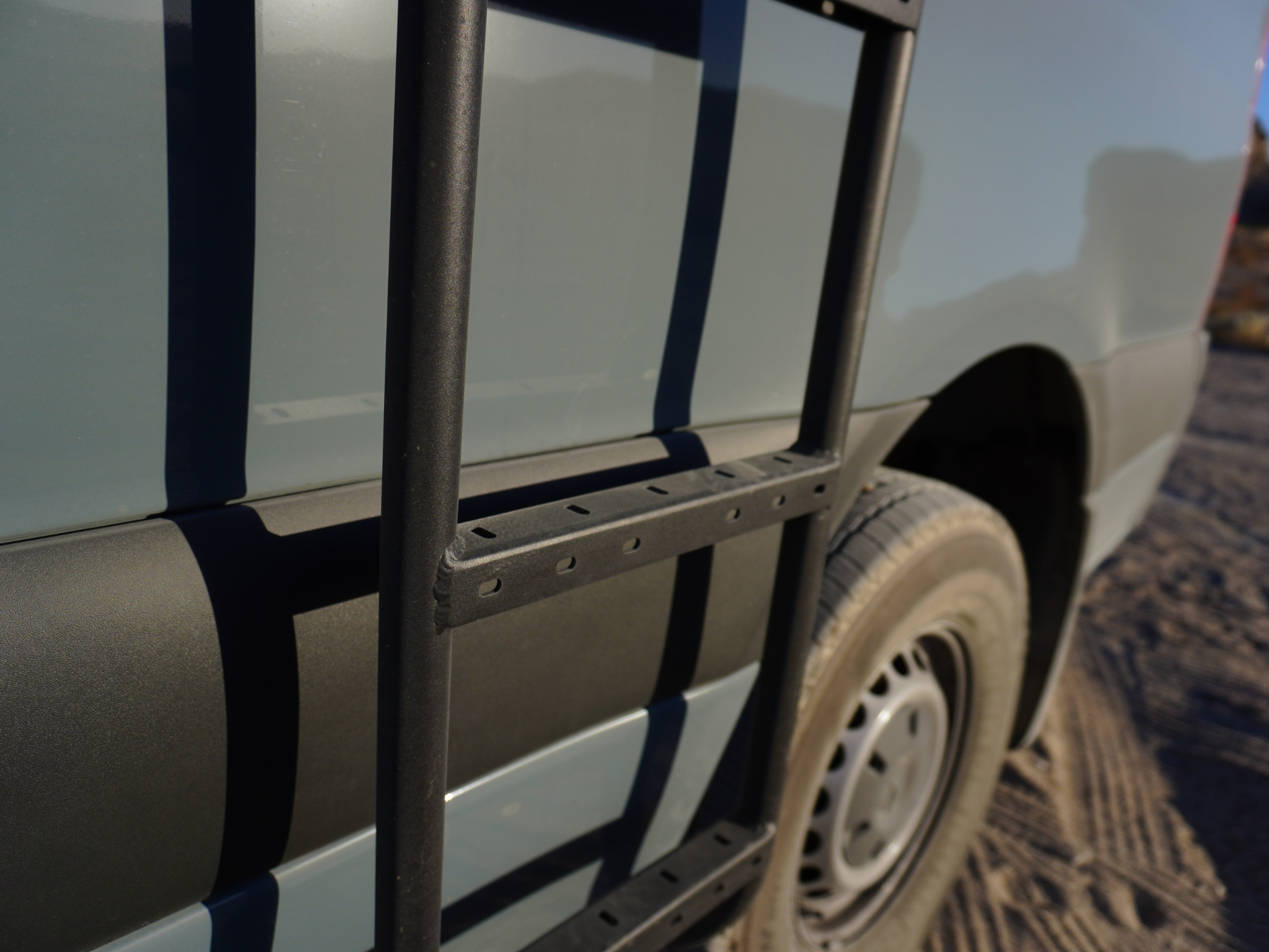 SPRINTER HIGH ROOF SIDE LADDER