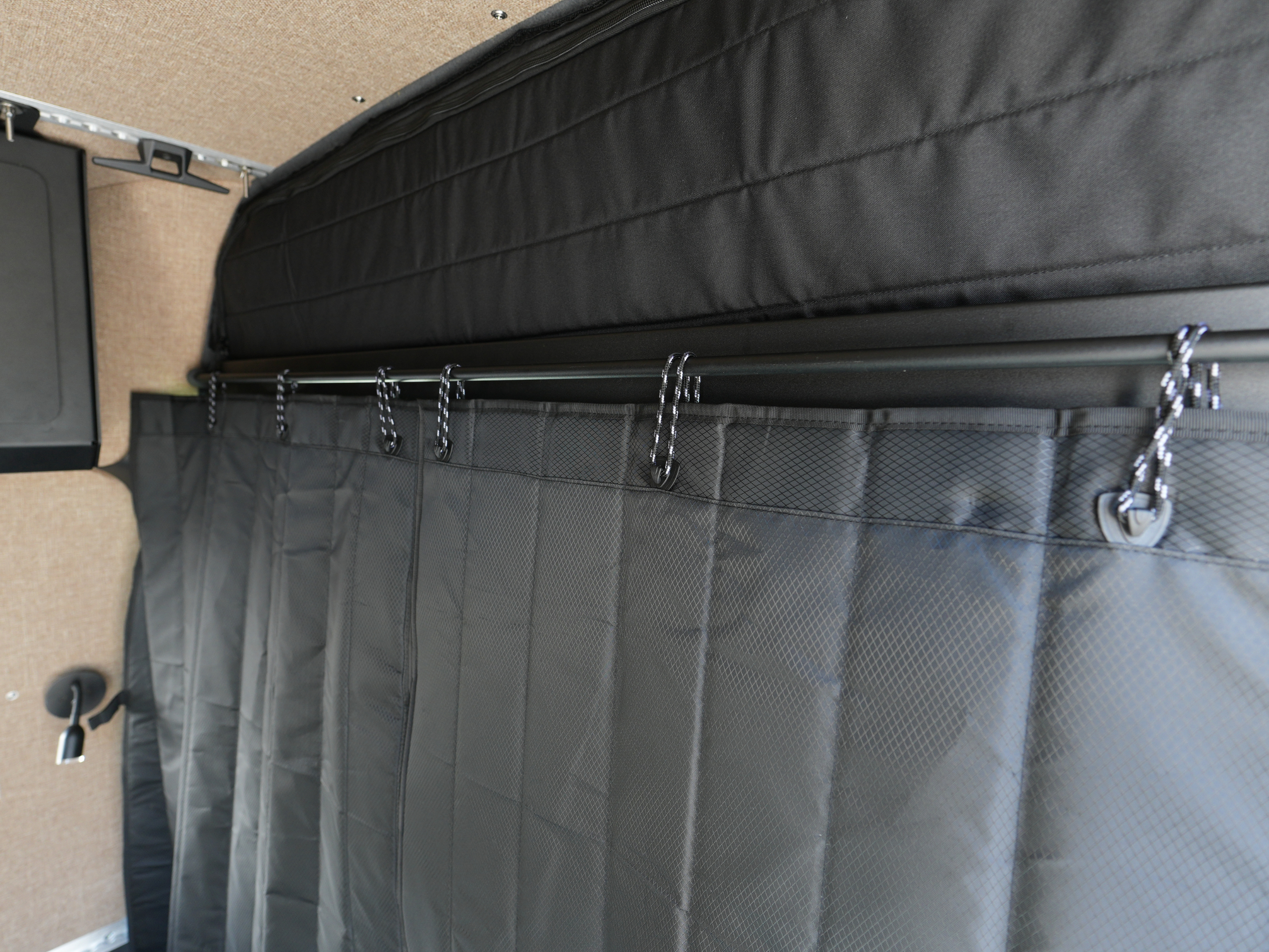 SPRINTER INSULATED PRIVACY CURTAIN
