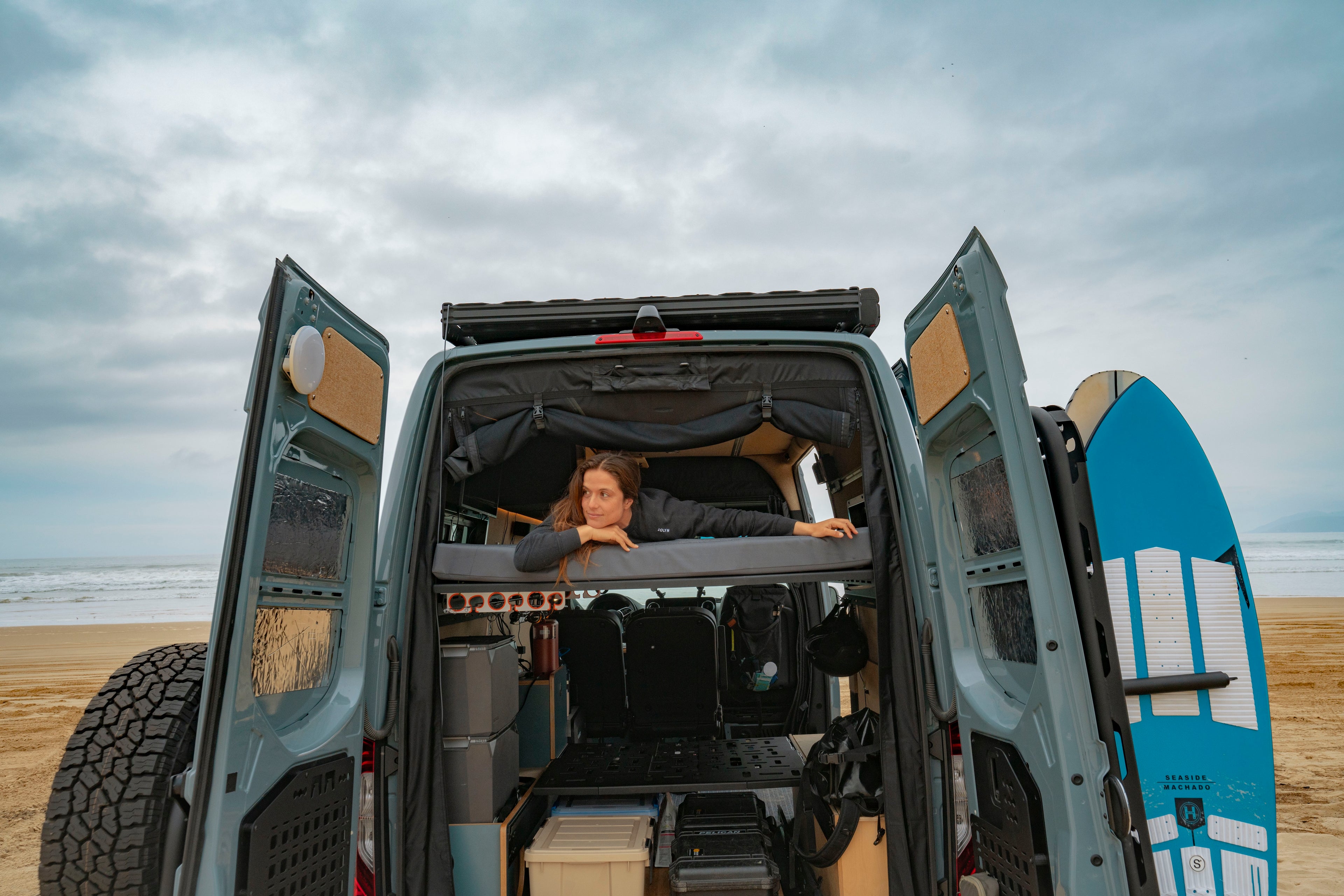 Ford Transit Van FlexTrack 4-Panel All Aluminum Platform Bed System
