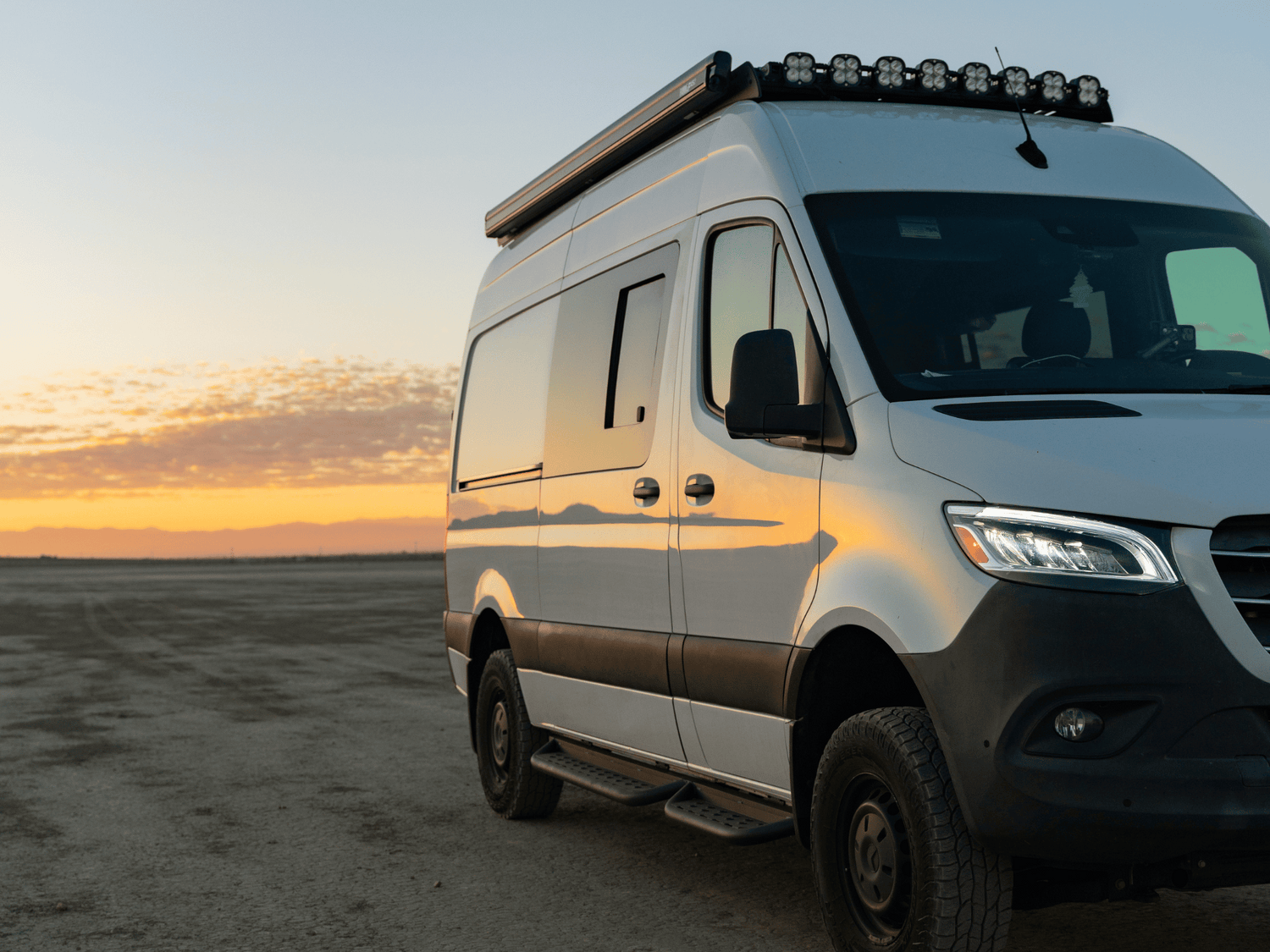 SPRINTER 144&quot; SIDE STEPS