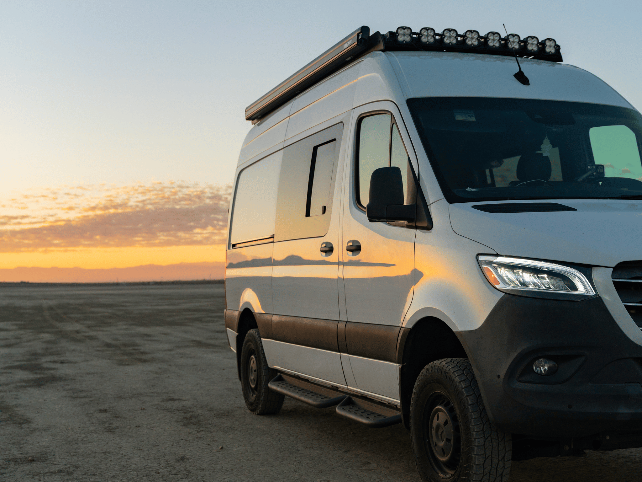 SPRINTER 144&quot; SIDE STEPS