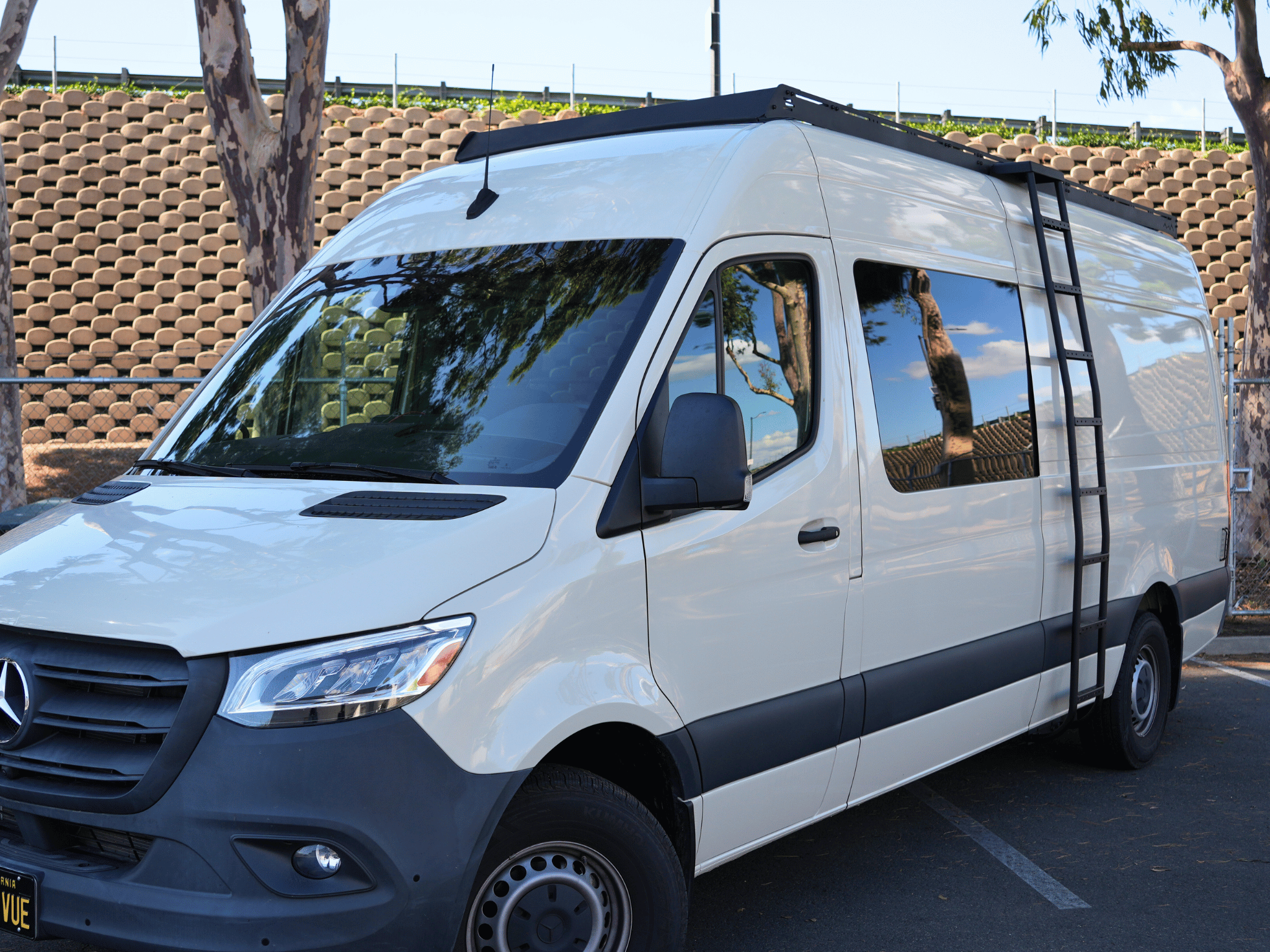 SPRINTER 144&quot; HIGH ROOF STEALTH 2.0 ROOF RACK