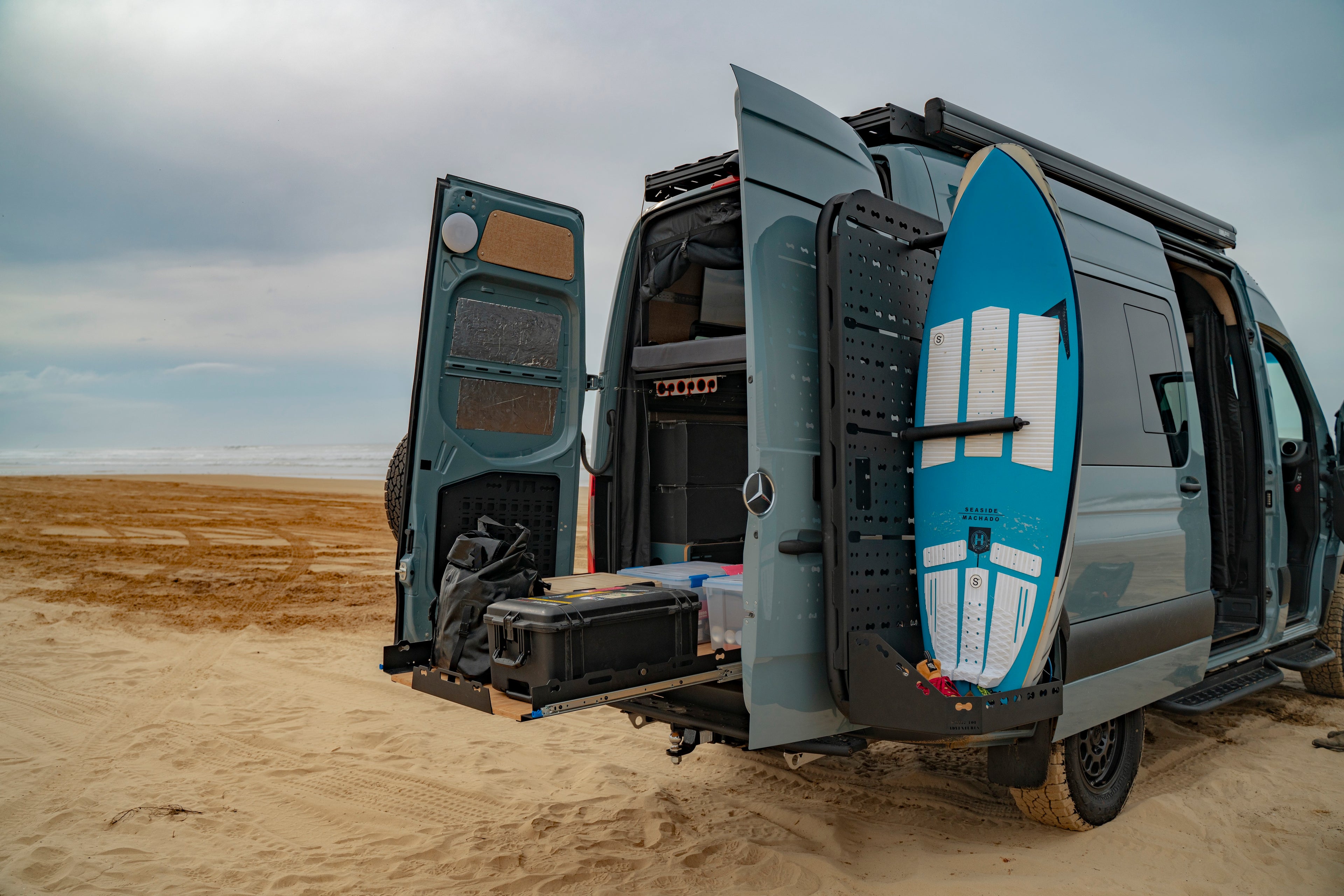 Universal Rear Door Basket