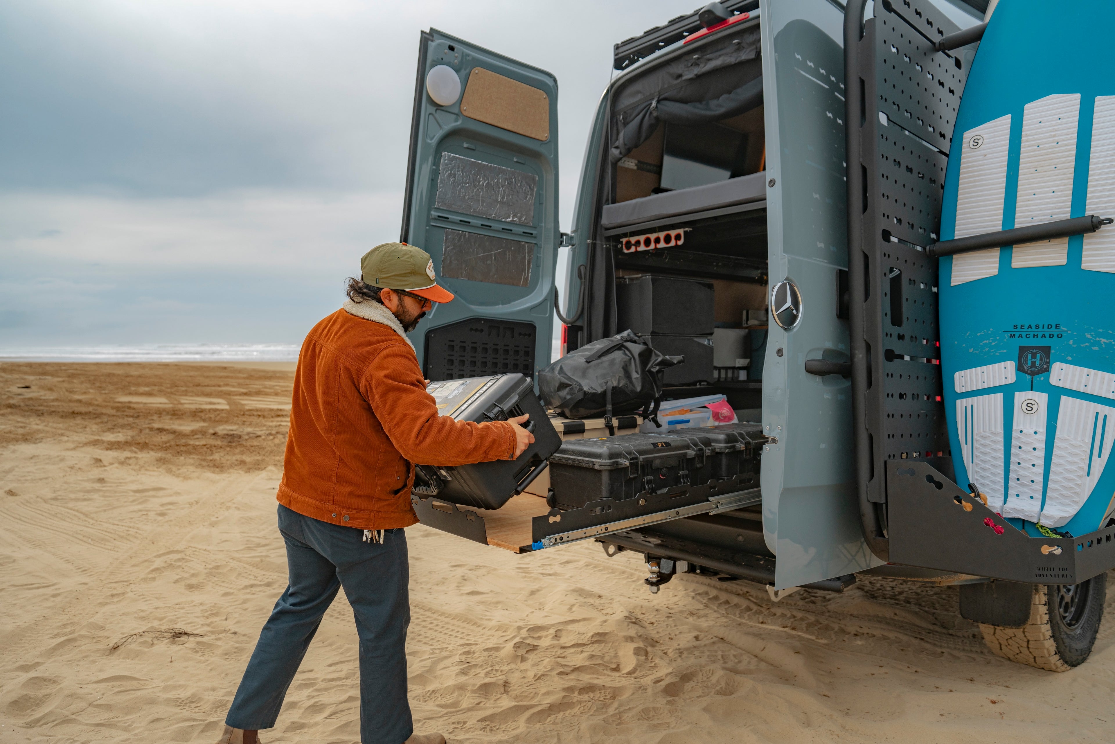 DIY PULL OUT TRAY 60"