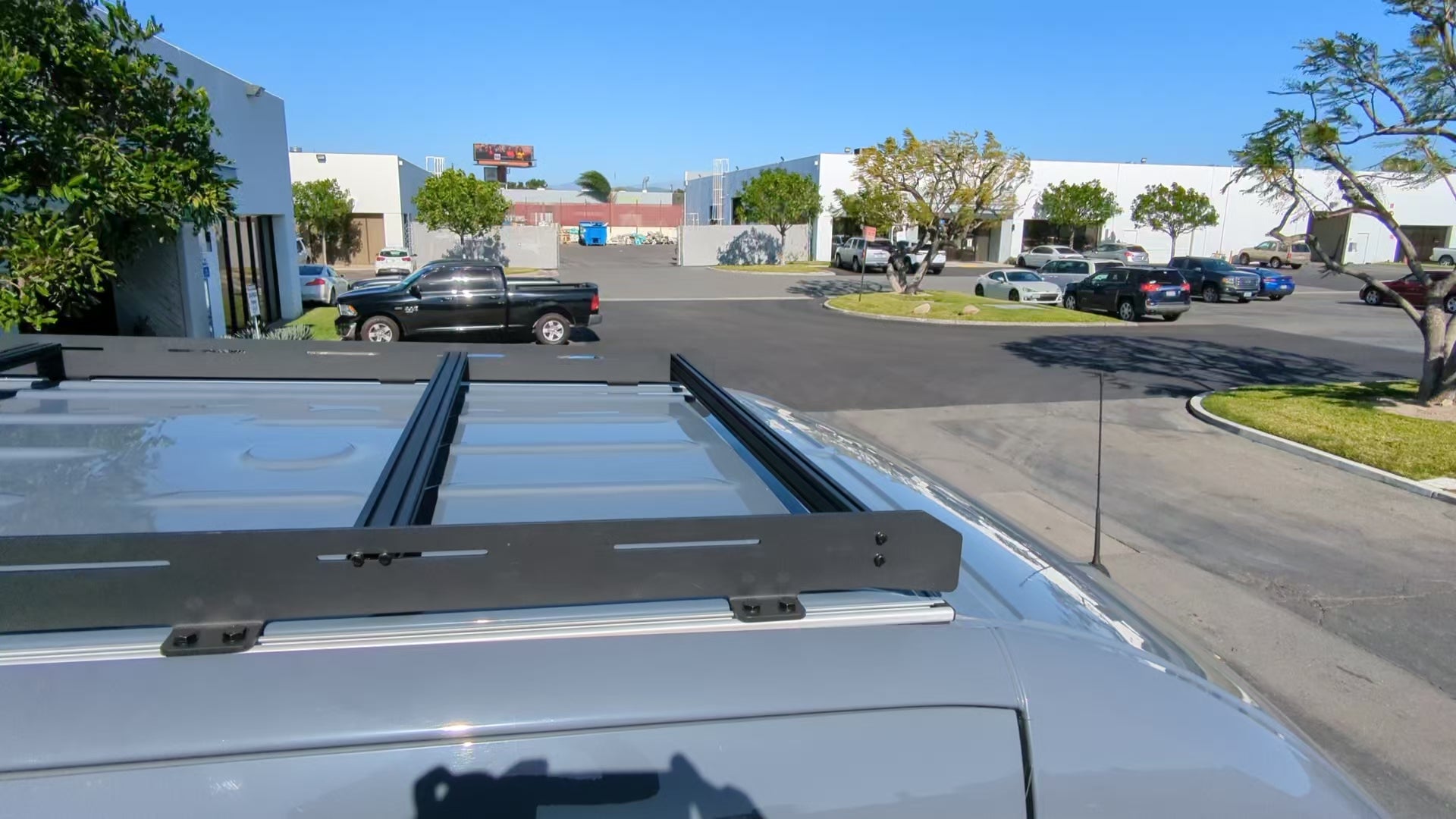 SPRINTER 144&quot; HIGH ROOF STEALTH ROOF RACK