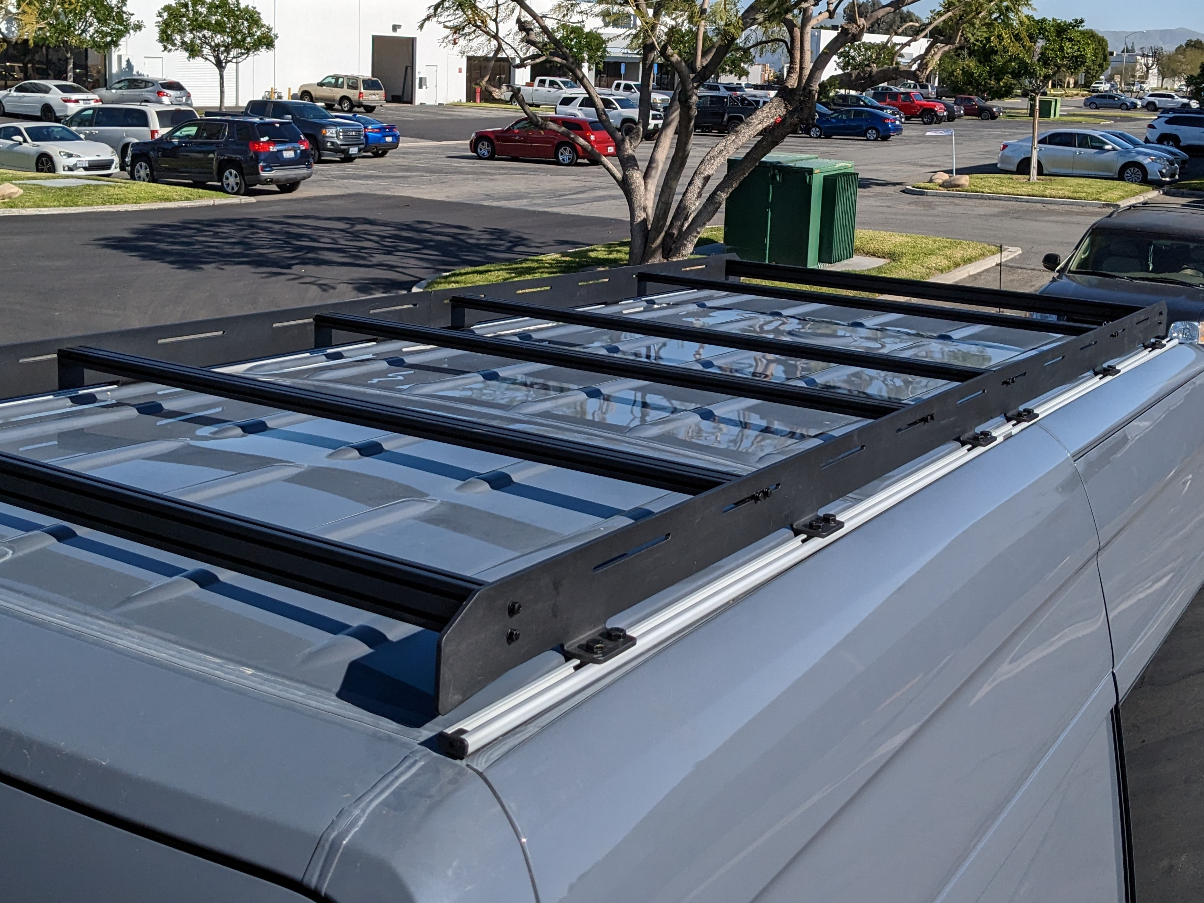 SPRINTER 144&quot; HIGH ROOF STEALTH ROOF RACK